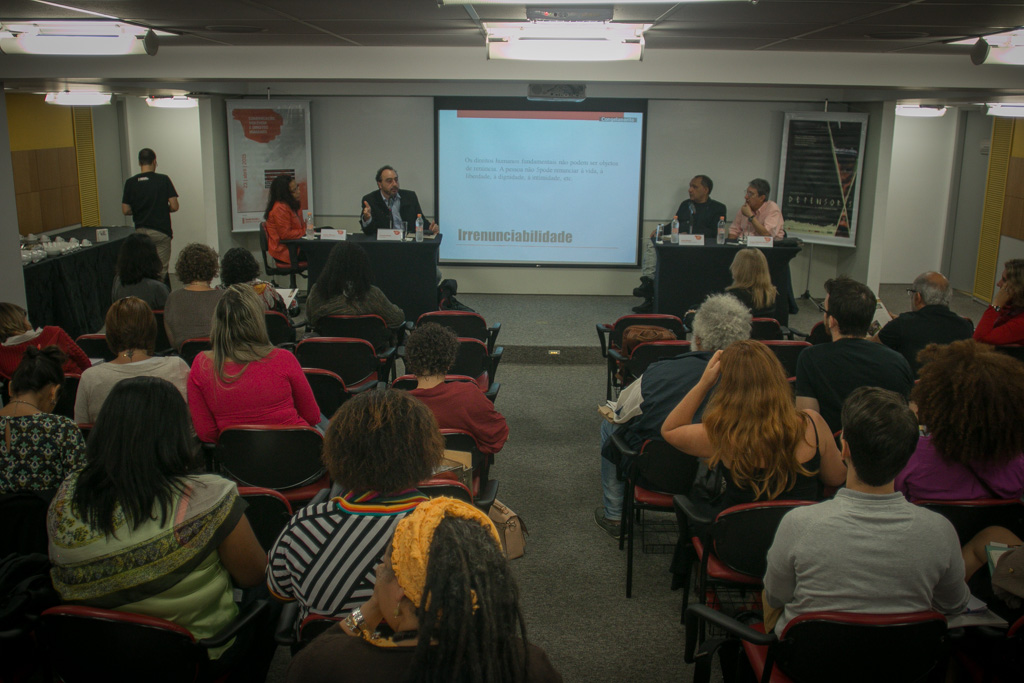 Violência, comunicação e novas mídias provocam debate em seminário