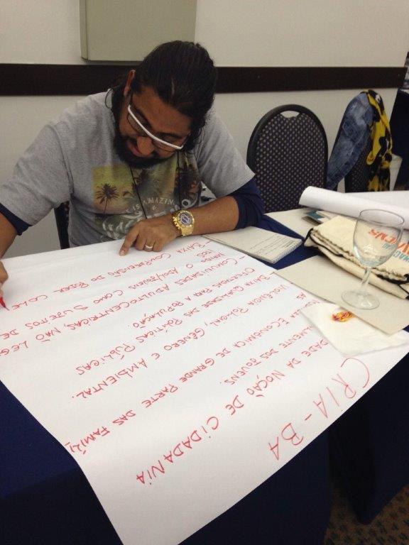 ‘Guarda-chuva’ do tráfico de pessoas é debatido em encontro de projetos