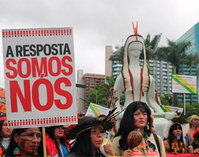 Fundo Brasil apoia participação de 9 organizações indígenas no Acampamento Terra Livre 2025