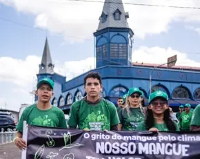 Raízes apoia jovens da Rede Cuíra na proteção de parte dos maiores manguezais contínuos do planeta