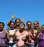 <a href="https://olharesdeluta.46graus.com/mostra/com-todos-os-direitos-2018/" target="_blank" rel="noopener noreferrer">Com Todos os Direitos</a>