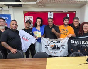 Trabalhadores por aplicativo debatem trabalho digno e criam documento com demandas para a Conferência da OIT