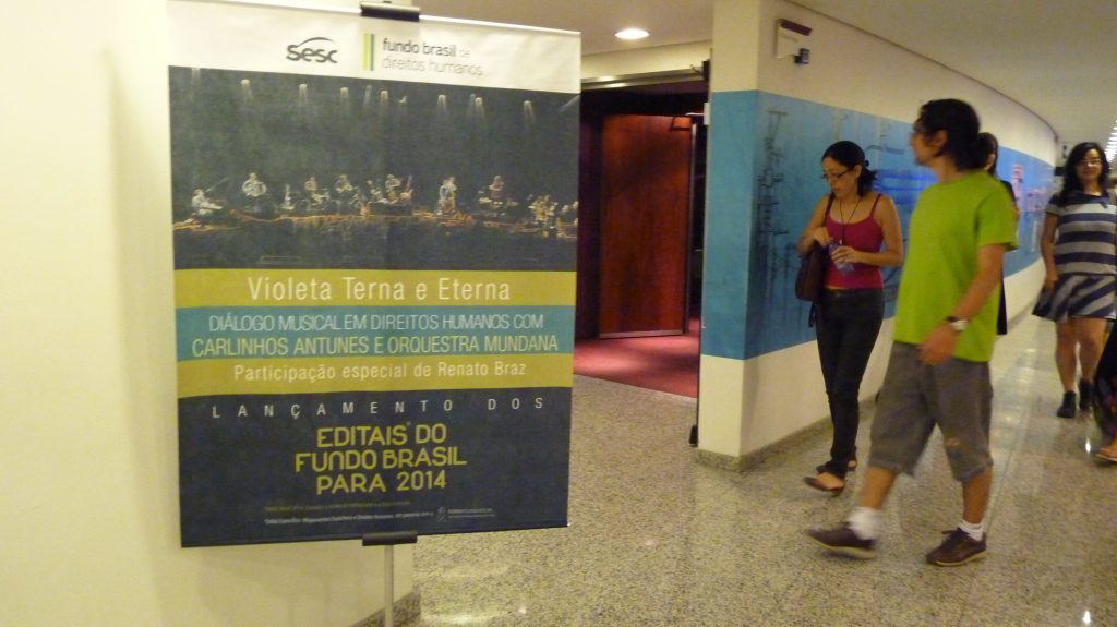 2013 - Musical Dialogues - Carlinhos Antunes and the Orquesta Mundana, including a guest appearance by Renato Braz - Launch of Calls for Proposals (São Paulo)